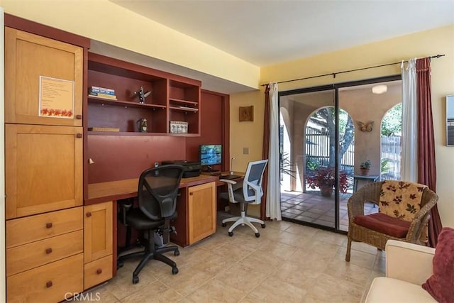 1410 Verde Canyon Rd, Arroyo Grande, CA 93420 - office area featuring built in desk