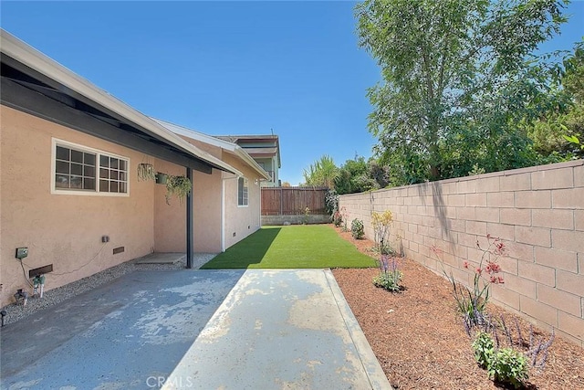 5221 Farago Ave, Temple City, CA 91780 - fenced backyard with a patio