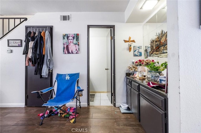 220 S Palm Ave, Santa Paula, CA 93060 - bar area with wood finished floors and baseboards