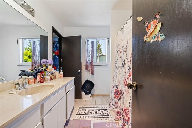 220 S Palm Ave, Santa Paula, CA 93060 - full bath featuring vanity and tile patterned floors