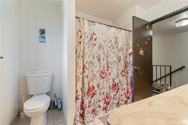 220 S Palm Ave, Santa Paula, CA 93060 - full bath with tile patterned flooring, vanity, and a shower with curtain