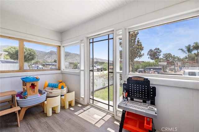 435 S Palm Ave, Santa Paula, CA 93060 - sunroom / solarium featuring wood finished floors and a mountain view