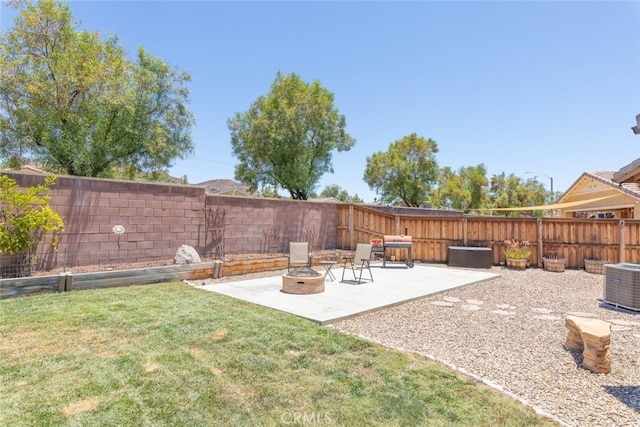 29184 Tree House, Lake Elsinore, CA 92530 - fenced backyard featuring a patio area and an outdoor fire pit