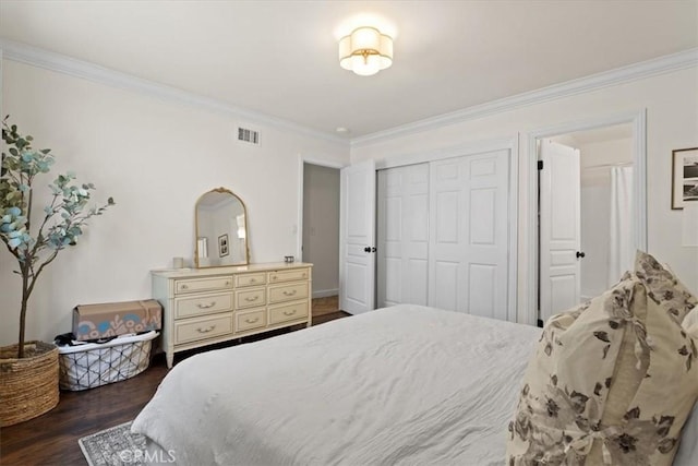 4332 Fairbrook Ln, Moorpark, CA 93021 - bedroom with crown molding, a closet, and dark wood-type flooring