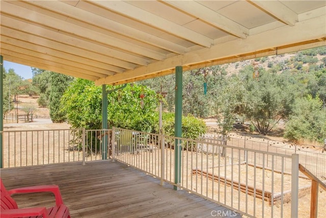 46424 Baldpate Ln, Squaw Valley, CA 93675 - view of wooden deck