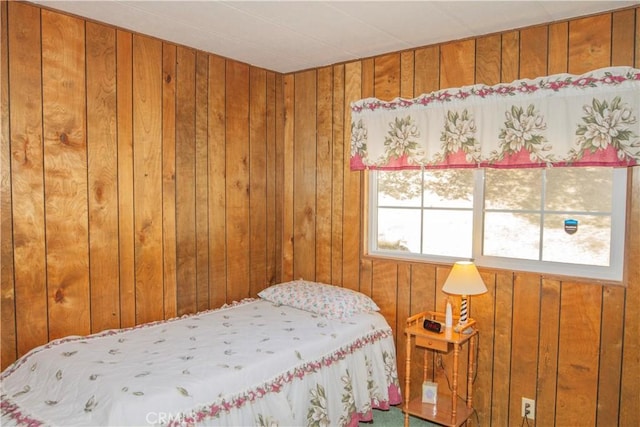 46424 Baldpate Ln, Squaw Valley, CA 93675 - bedroom with wooden walls