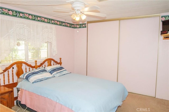46424 Baldpate Ln, Squaw Valley, CA 93675 - bedroom featuring a closet, carpet, and a ceiling fan