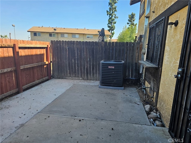 7941 Midhurst Dr, Highland, CA 92346 - fenced backyard with a patio area