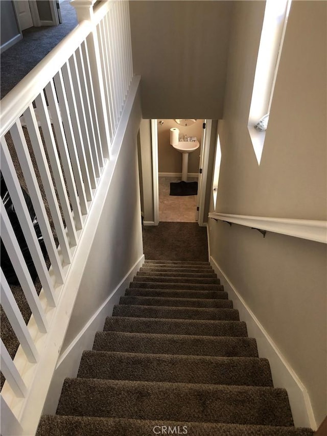 707 Joseph Pl, Isleton, CA 95641 - staircase with carpet flooring and baseboards
