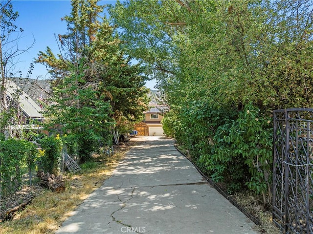 1104 Snowbird Dr, Frazier Park, CA 93225 - view of concrete surface