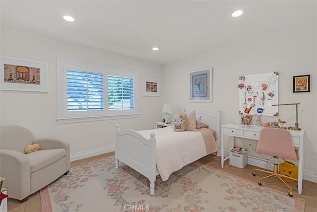 2056 Dublin Dr, Glendale, CA 91206 - bedroom featuring recessed lighting