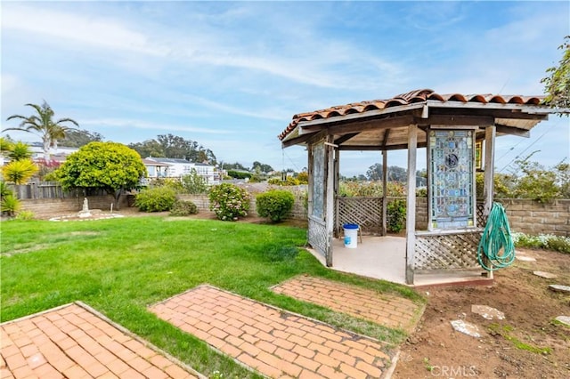 750 Luisita St, Morro Bay, CA 93442 - fenced backyard featuring a patio