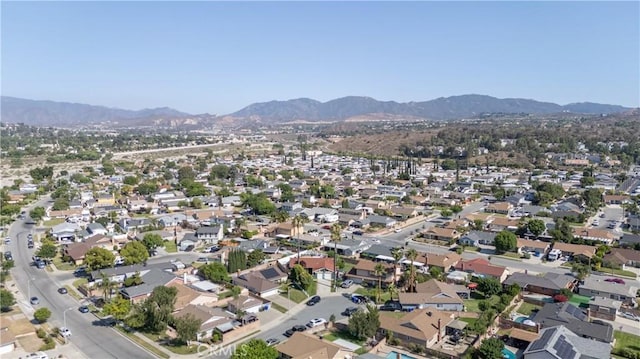 27200 Pine Hills Ave, Canyon Country, CA 91351 - photo 25