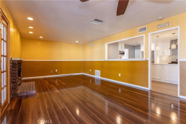 27200 Pine Hills Ave, Canyon Country, CA 91351 - photo 6
