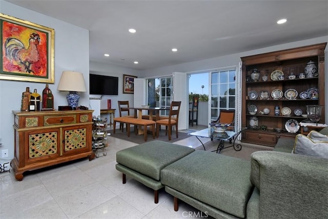 4140 Warner Blvd Unit 302, Burbank, CA 91505 - living room with recessed lighting