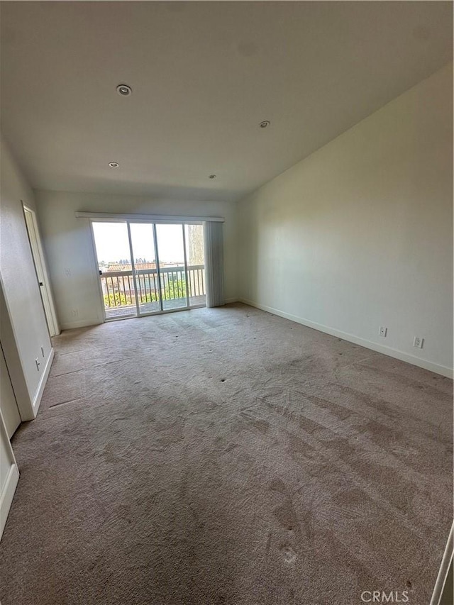 15 Hilltop Cir, Rancho Palos Verdes, CA 90275 - carpeted empty room with baseboards