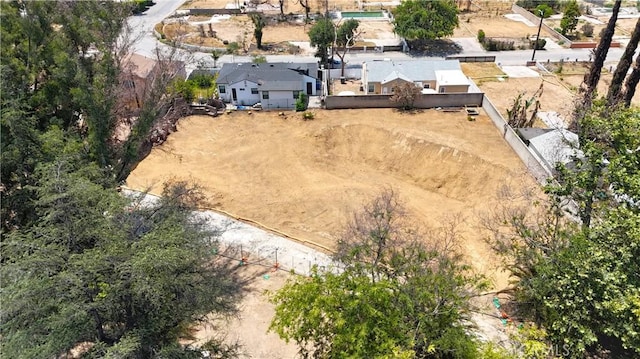 412 W Altadena Dr, Altadena, CA 91001