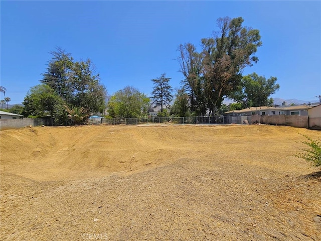 412 W Altadena Dr, Altadena, CA 91001