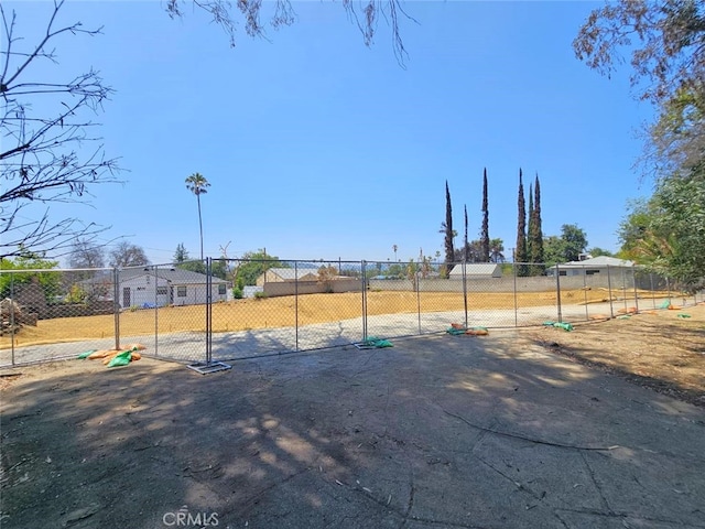 412 W Altadena Dr, Altadena, CA 91001