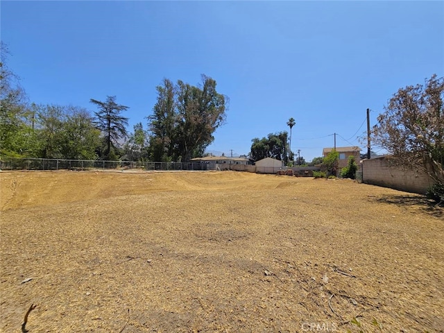 412 W Altadena Dr, Altadena, CA 91001