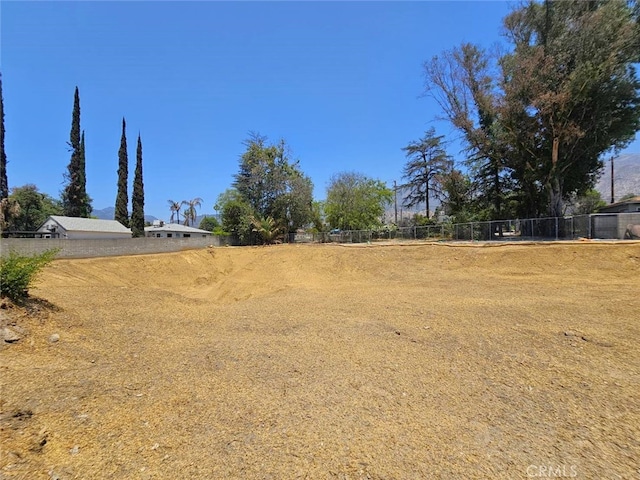 412 W Altadena Dr, Altadena, CA 91001
