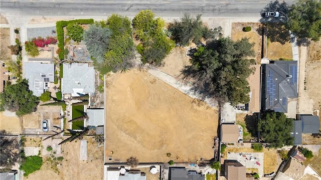 412 W Altadena Dr, Altadena, CA 91001
