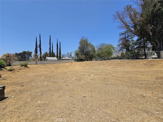 412 W Altadena Dr, Altadena, CA 91001