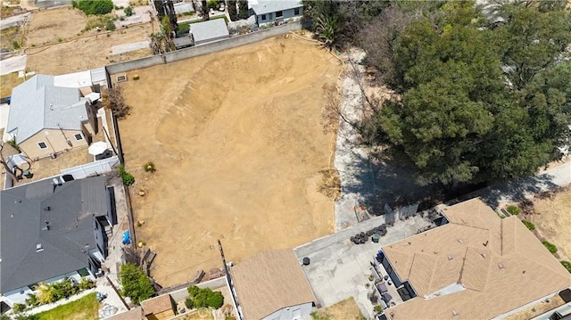 412 W Altadena Dr, Altadena, CA 91001