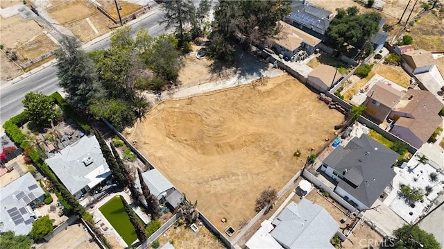 412 W Altadena Dr, Altadena, CA 91001