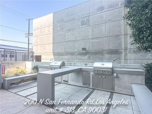 200 N San Fernando Rd Unit 313, Los Angeles, CA 90031 - view of patio with area for grilling