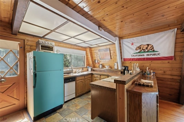 1320 Woodland Dr, Pine Mountain Club, CA 93222 - photo 9