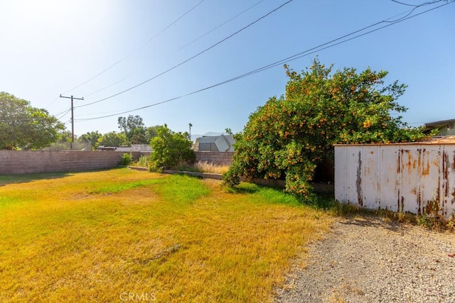 17480 Fontlee Ln, Fontana, CA 92335 - view of fenced backyard