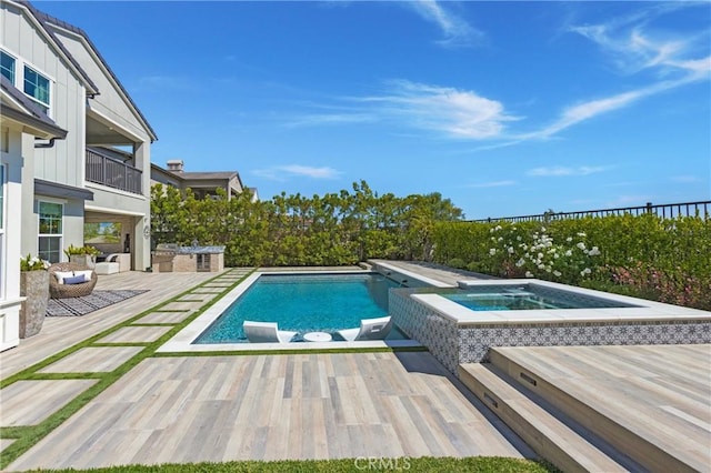 2526 N La Colina Ct, Orange, CA 92867 - view of swimming pool featuring a deck and a pool with connected hot tub