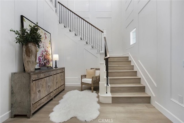 2526 N La Colina Ct, Orange, CA 92867 - stairs featuring wood finished floors and baseboards