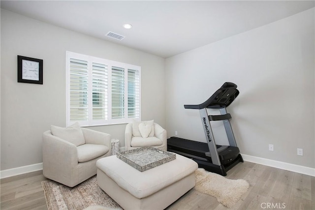 2526 N La Colina Ct, Orange, CA 92867 - living area featuring light wood-type flooring and recessed lighting