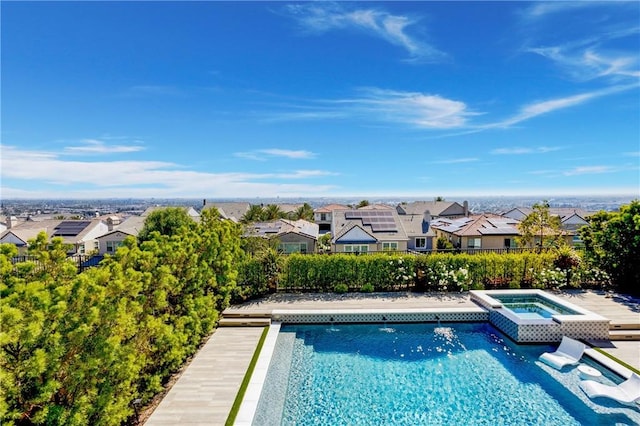 2526 N La Colina Ct, Orange, CA 92867 - view of pool with a residential view and a pool with connected hot tub