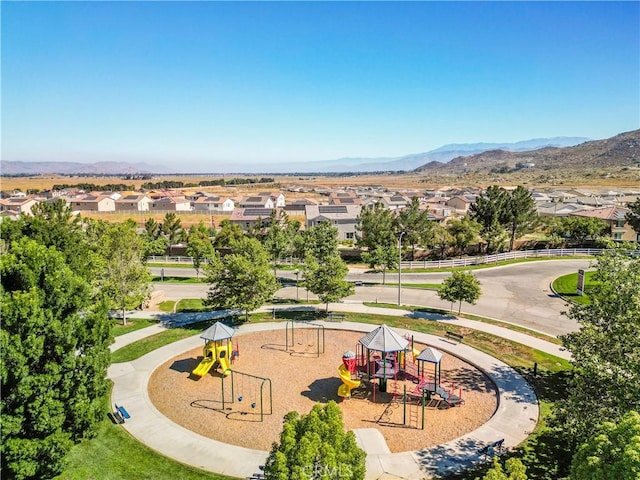 744 Suncup Cir, Hemet, CA 92543 - photo 44