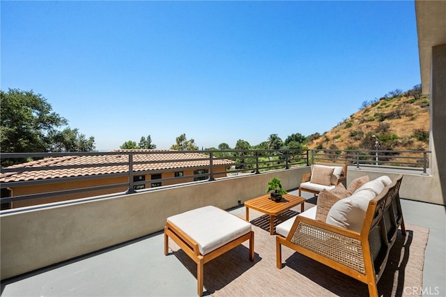 620 Baldwin Ct, Sierra Madre, CA 91024 - patio / terrace featuring an outdoor hangout area