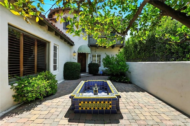 408 N Mccadden Pl, Los Angeles, CA 90004 - view of patio