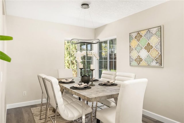 19 Jefferson, Irvine, CA 92620 - dining space featuring wood finished floors and baseboards