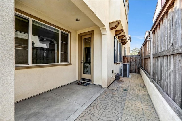 70 Linden Ln, Temple City, CA 91780 - entrance to property with stucco siding and a patio