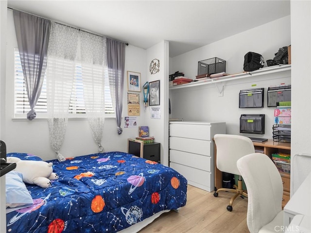 1324 Windermere Ct, Palmdale, CA 93551 - bedroom featuring light wood-style floors and a desk