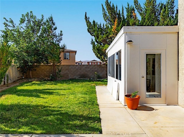 1324 Windermere Ct, Palmdale, CA 93551 - fenced backyard featuring a patio