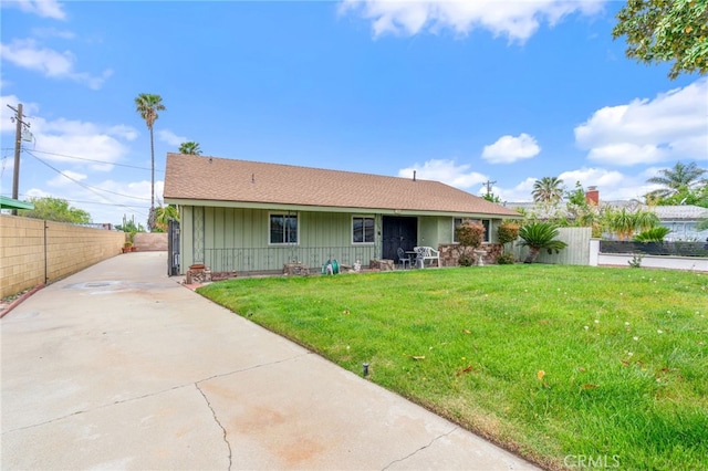 17655 Vine Ct, Fontana, CA 92335 - single story home featuring board and batten siding and concrete driveway