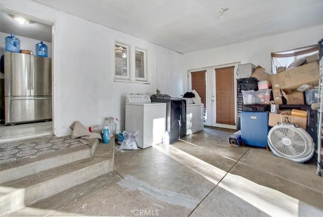 6093 Troth St, Jurupa Valley, CA 91752 - garage with freestanding refrigerator and washing machine and clothes dryer