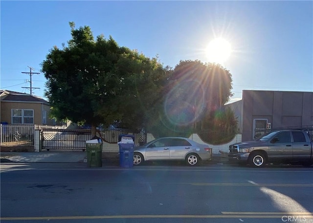 10609 S San Pedro St, Los Angeles, CA 90003 - photo 1