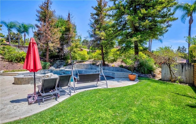 5560 Via Cantada, Yorba Linda, CA 92887 - fenced backyard with a swimming pool and a patio