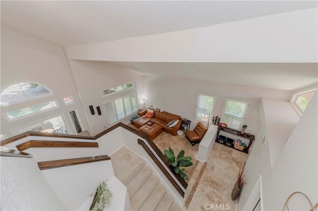 5560 Via Cantada, Yorba Linda, CA 92887 - living area with high vaulted ceiling
