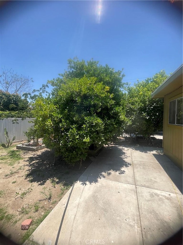 531 W Ramona Dr, Rialto, CA 92376 - photo 12