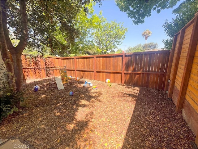 4574 Whaley Ave, Long Beach, CA 90807 - view of fenced backyard